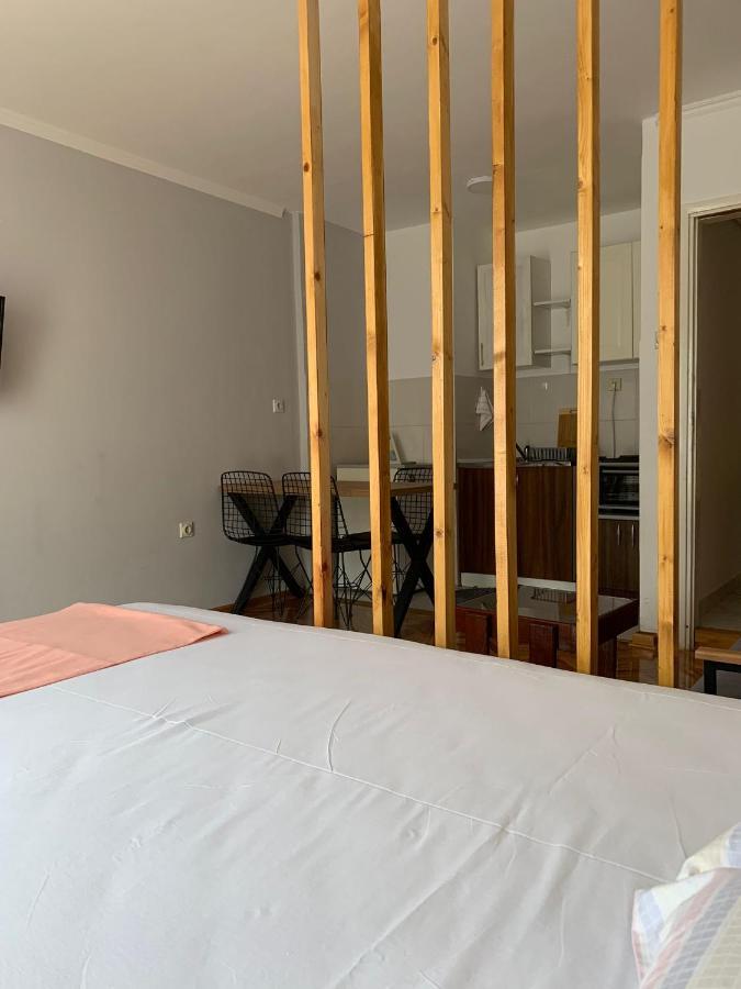 Comfy Studio - 1 Minute Walk To Delta Planet Ni Dış mekan fotoğraf