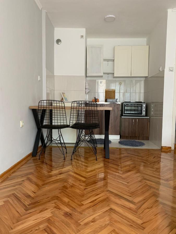 Comfy Studio - 1 Minute Walk To Delta Planet Ni Dış mekan fotoğraf
