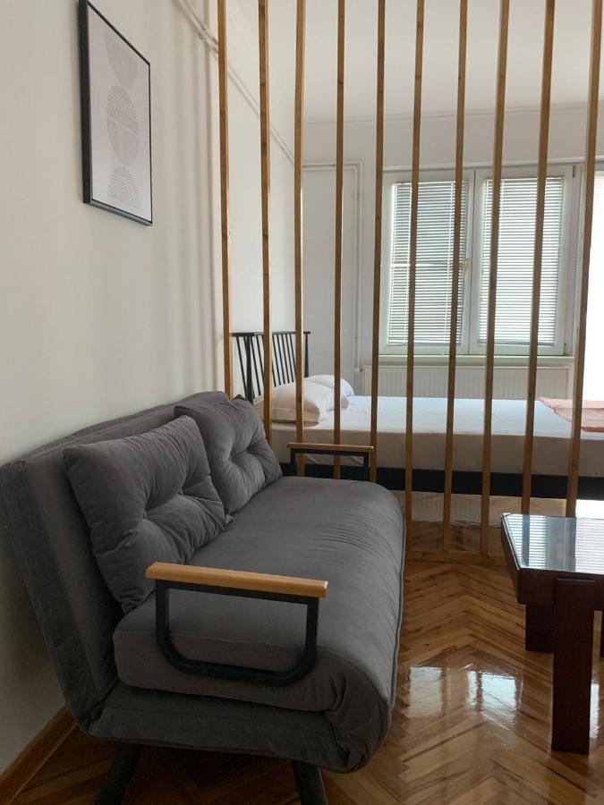 Comfy Studio - 1 Minute Walk To Delta Planet Ni Dış mekan fotoğraf