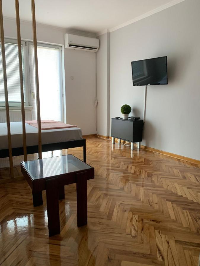 Comfy Studio - 1 Minute Walk To Delta Planet Ni Dış mekan fotoğraf